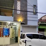Oyo 91209 Arjuna Residence Syariah Sby