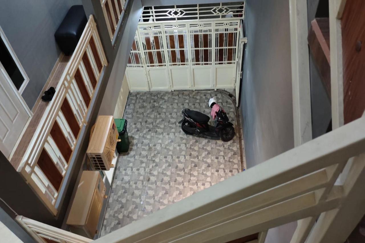 Hotel Oyo 91209 Arjuna Syariah Sby 2*